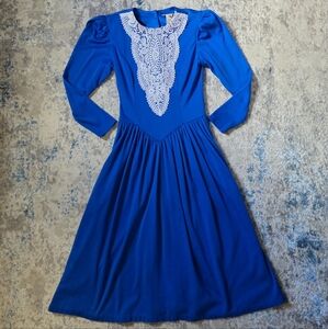 Expo Petite Vintage‎ Women's Size 8 Blue Lace Trim 100% Cotton Dress